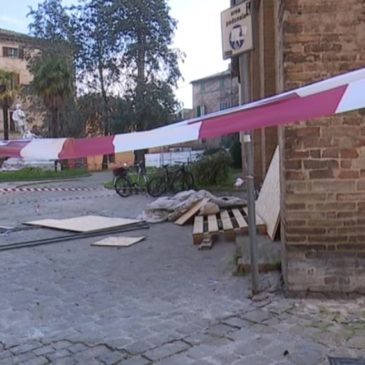 PIAZZA PERGOLESI ANCORA CANTIERE