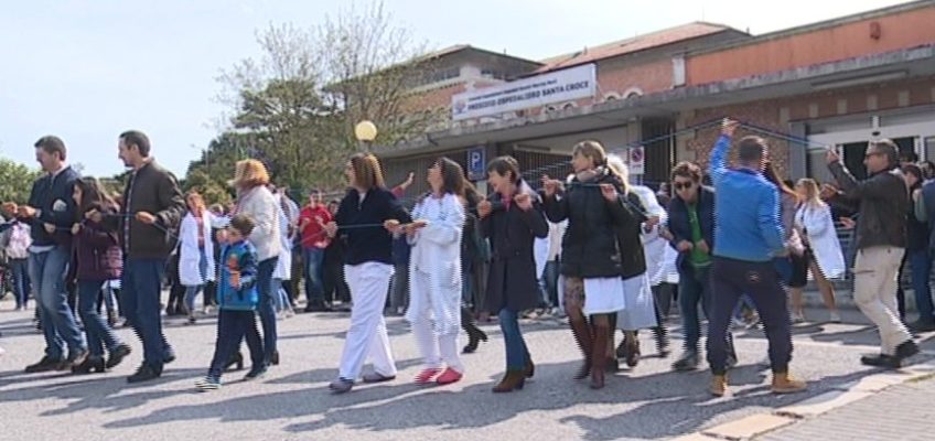 FANO, FLASH  MOB PER IL CENTRO AUTISMO