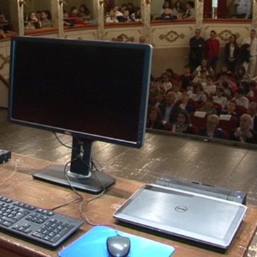 CONSEGNATI 1500 COMPUTER ALLE SCUOLE DEI CENTRI TERREMOTATI