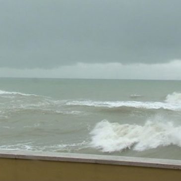 COSTA FLAGELLATA DAL MALTEMPO
