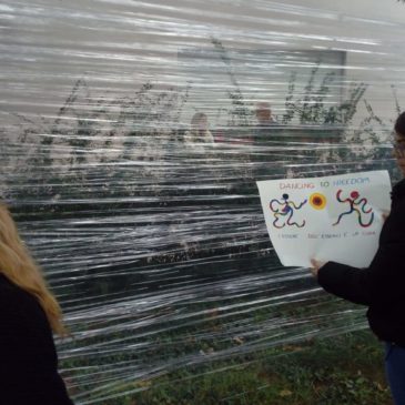 A 30 ANNI DALLA CADUTA DEL MURO DI BERLINO AL LICEO DI JESI UNA PERFORMANCE D’ARTE