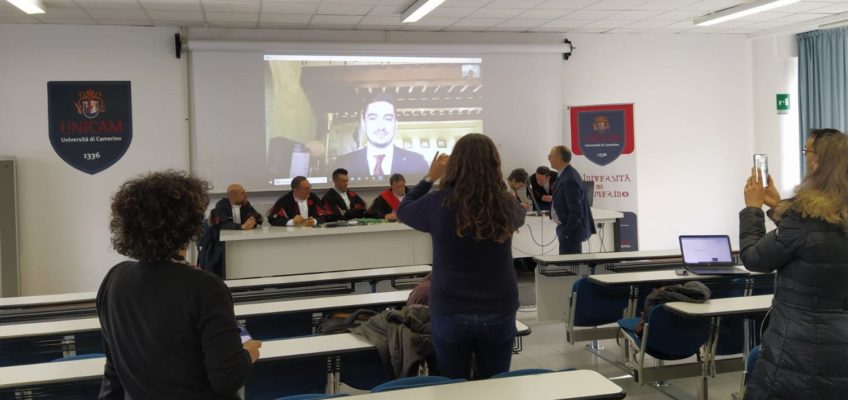 AD UNICAM LAUREA IN STREAMING CONTRO IL CORONAVIRUS