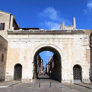 EMERGENZA COVID, IN ARRIVO POSSIBILI “STRETTE” NEI CENTRI STORICI