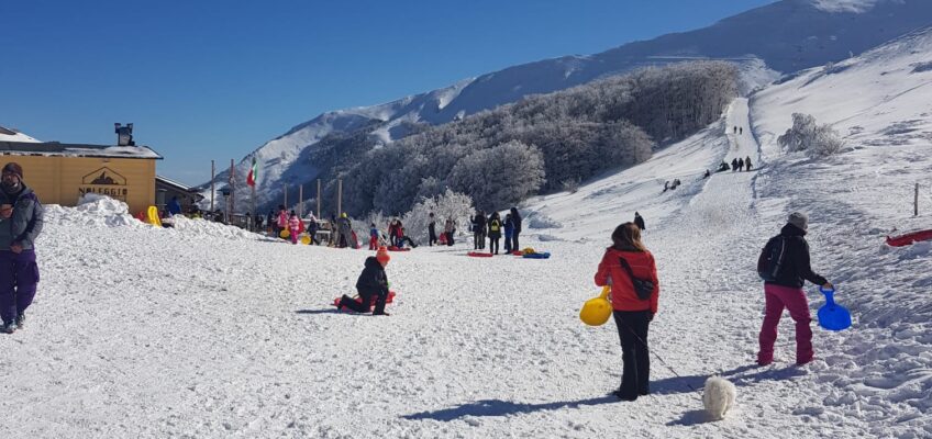 CHIUSI GLI IMPIANTI SCIISTICI FINO AL 5 MARZO: LA PROTESTA