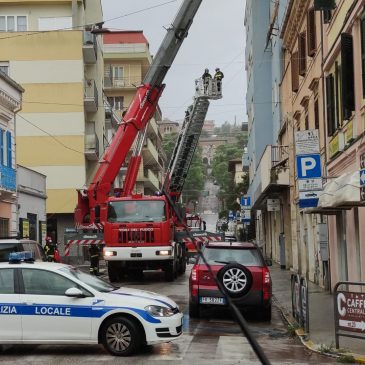 MARCHE, ALLERTA ARANCIONE PER ALLUVIONI,FRANE E VENTO