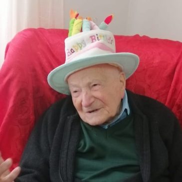 COMPIE  107 ANNI CON IL VACCINO, ONOFRIO IL PIU LONGEVO DELLE MARCHE