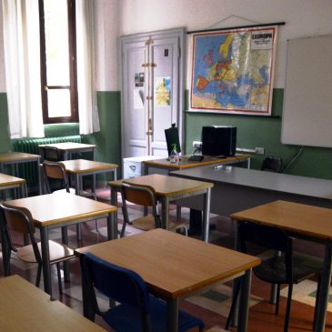 OBBLIGO VACCINALE  A SCUOLA, SCATTA IL REBUS SOSTITUZIONI E SUPPLENZE