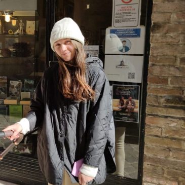 TANIA IN FUGA DALLA GUERRA ARRIVA A TREIA
