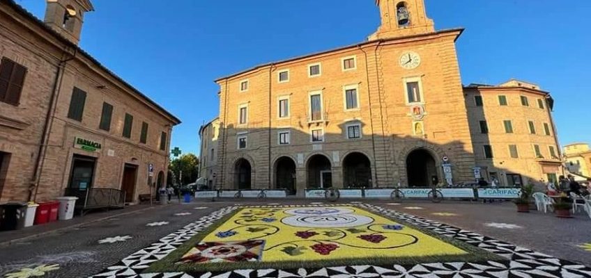 INFIORATA A CUPRAMONTANA