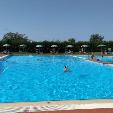 PISCINA, LA SCELTA DEI MARCHIGIANI PER COMBATTERE IL CALDO