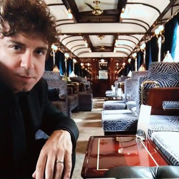 DA OSTRA ALL’ORIENT EXPRESS  IL TALENTO DI LUCA CERIGIONI, IL PIANISTA A BORDO DEL CELEBRE  TRENO