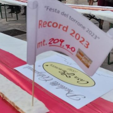 TORNA A CAMERINO LA FESTA DEL TORRONE, OLTRE 200 METRI DI DOLCEZZA