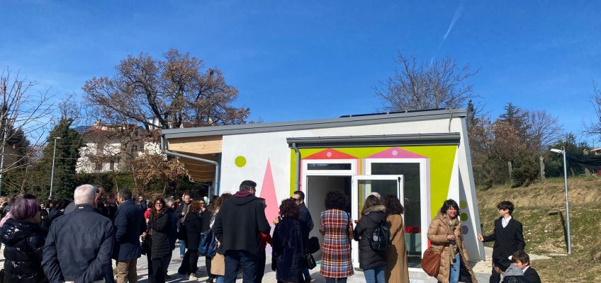 A CAMERINO TAGLIO DEL NASTRO PER “UNO SPAZIO PER CRESCERE”