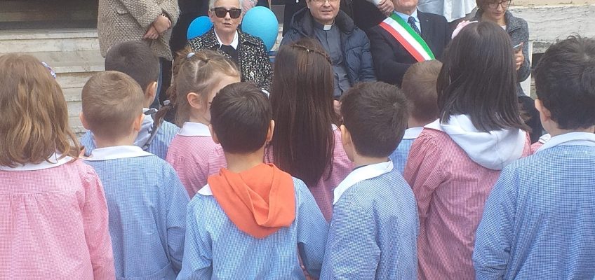 SAN PAOLO DI JESI, INAUGURATA LA PANCHINA CONTRO IL BULLISMO