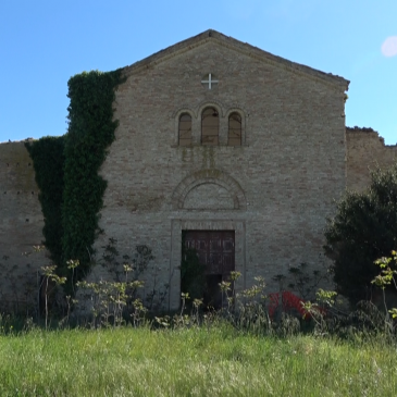 IL DEGRADO DELL’ABBAZIA DI SANTA MARIA DI STORACO A FILOTTRANO