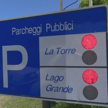 A PORTONOVO PARCHEGGI PIENI: AUTO IN BALIA DELLA BAIA