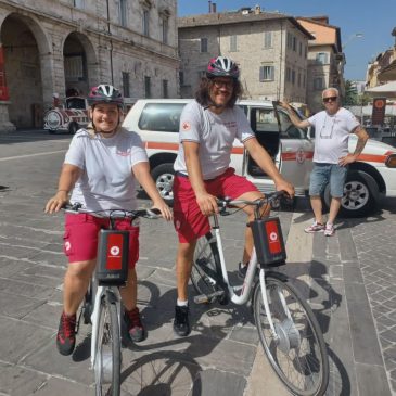 CROCE ROSSA IN BICI PER IL CALDO