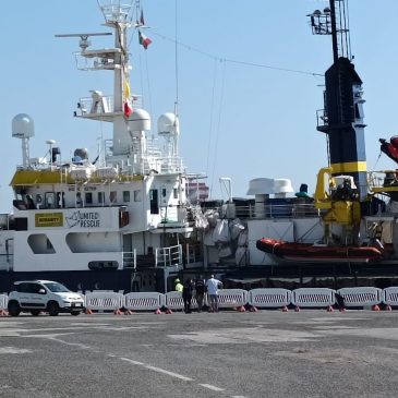 ARRIVATA AL PORTO DI ANCONA LA NAVE “HUMANITY 1”