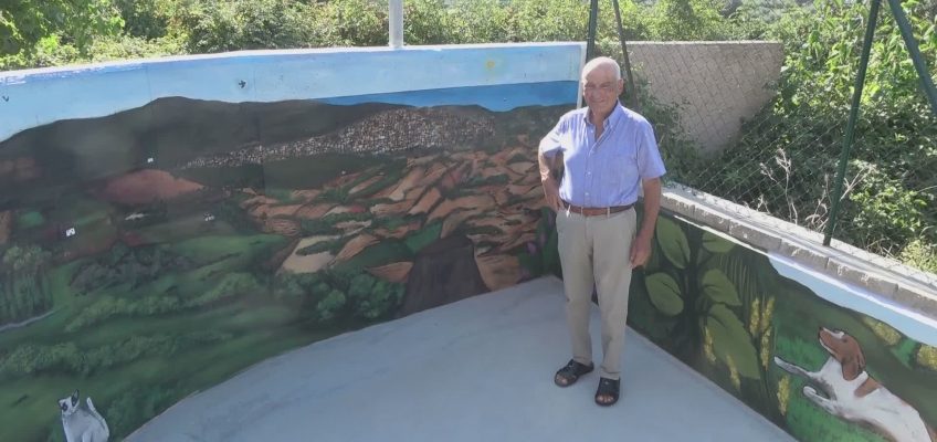 A MONTESANVITO UN MURALES RIQUALIFICA UN’ISOLA ECOLOGICA