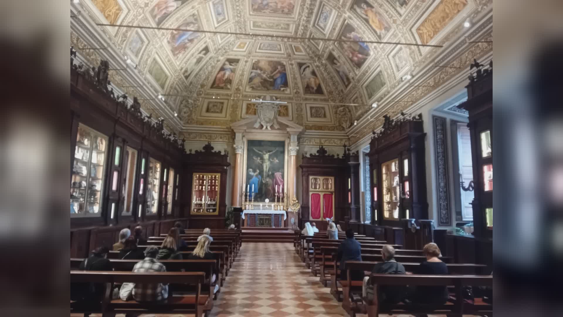 Dove Si Trova Il Santuario Di Loreto IL SANTUARIO DI LORETO SI UNISCE ALLA PREGHIERA PER LA PACE