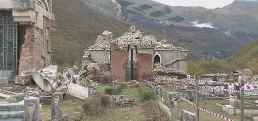 CIMITERO DI USSITA, BLOCCO BUROCRATICO RIMOZIONE MACERIE