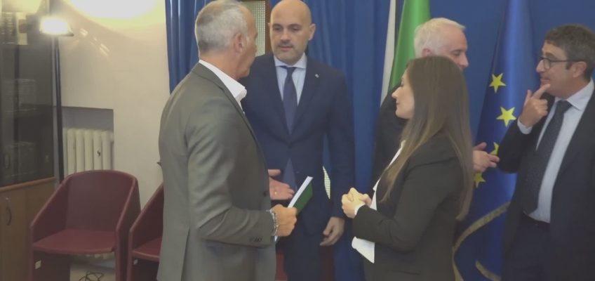 HOTEL HOUSE PORTO RECANATI, INTERVIENE IL SOTTOSEGRETARIO PRISCO AL COMITATO PROVINCIALE