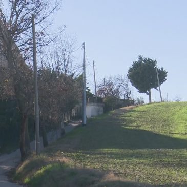 INCENDIO IN UNA VILLETTA DI RAPAGNANO, INTOSSICATO UN ANZIANO