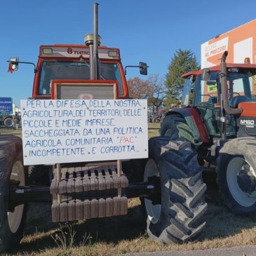 A CIVITANOVA LA PROTESTA DEGLI AGRICOLTORI