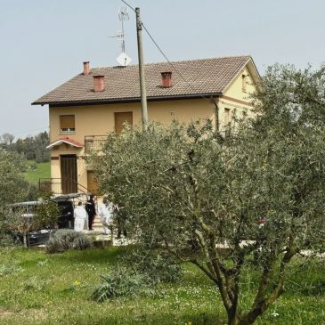 CORRIDONIA, UCCIDE LA MOGLIE E POI TENTA IL SUICIDIO