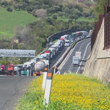 INCIDENTE MORTALE IN A14 TRA PEDASO E GROTTAMMARE