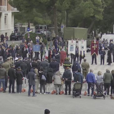 ANCONA, ALLA CERIMONIA DEL 25 APRILE I MANIFESTANTI PRO PALESTINA