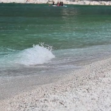PORTONOVO, PALLEGGIAMENTO: “NON UN CM DI SABBIA AI PRIVATI”