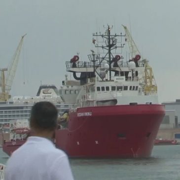 OCEAN VIKING AD ANCONA, IN ARRIVO 111 MIGRANTI