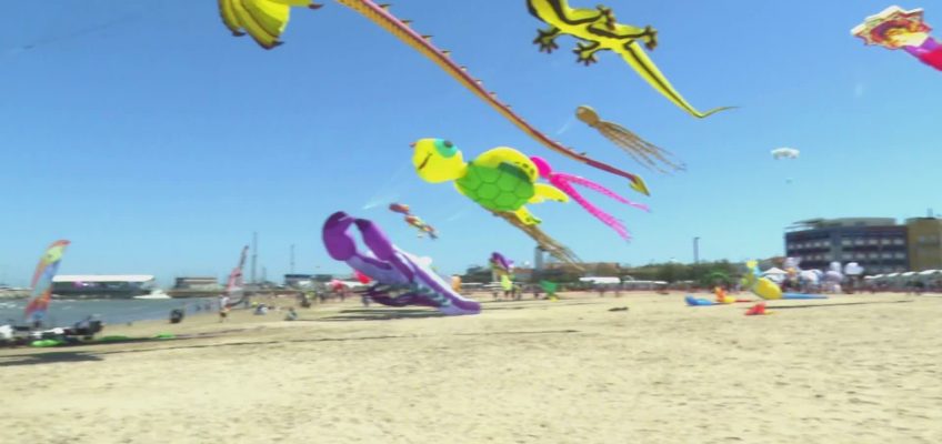 UN MARE DI AQUILONI IL PRIMO MAGGIO A FANO