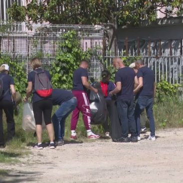 SAN BIAGIO, DETENUTI E VOLONTARI PULISCONO L’AMBIENTE