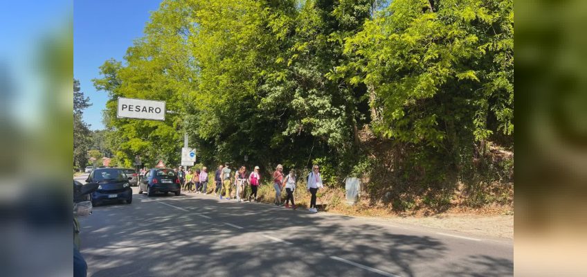 A PESARO UNA “CAMMINATA CON I FIOCCHI”