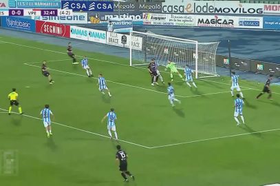 VIS PESARO SCONFITTA A PESCARA, E’ FUORI DAI PLAYOFF