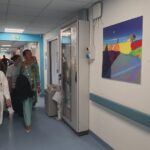 PESARO, STUDENTI ABBELLISCONO I MURI DELL'OSPEDALE